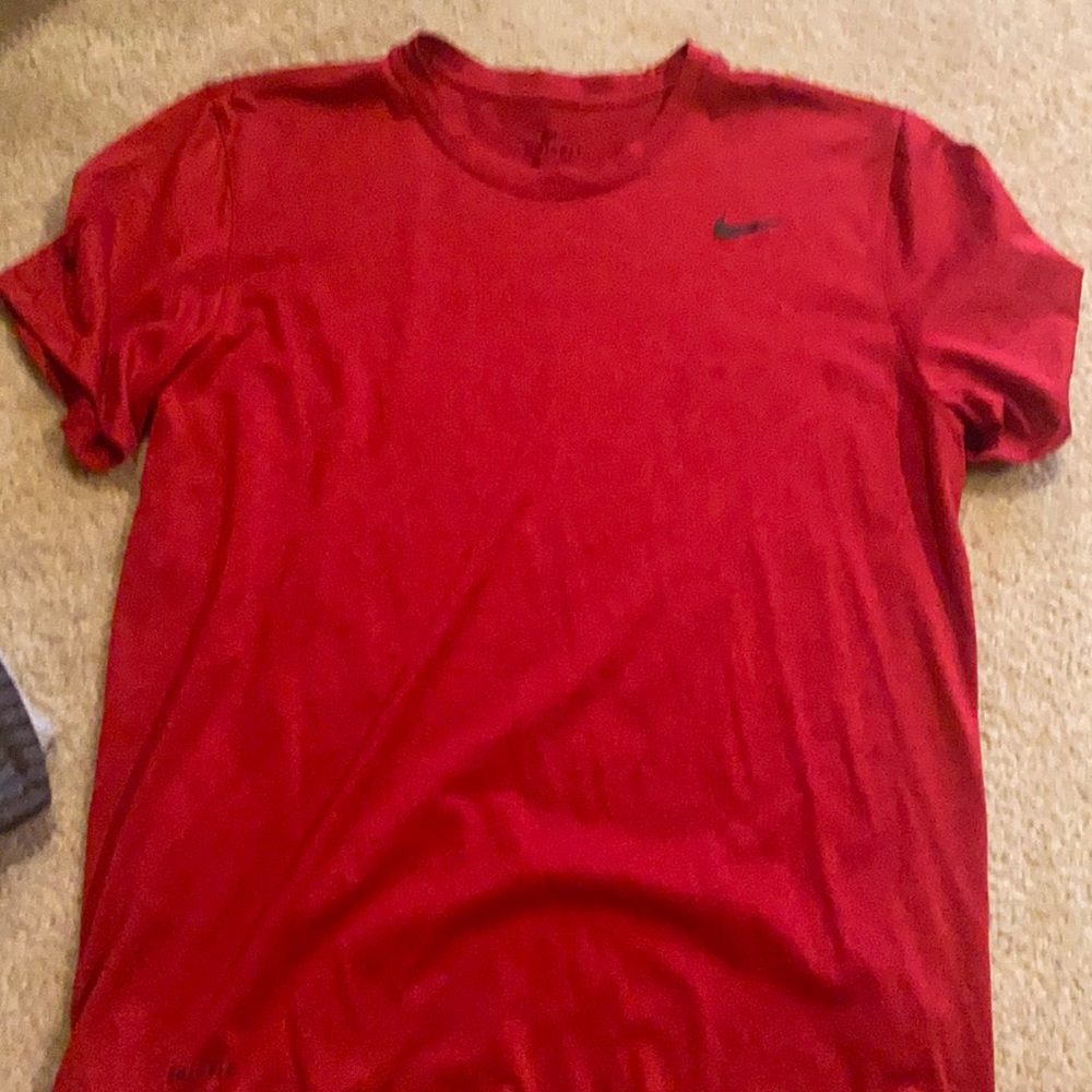 Men’s Nike Tee